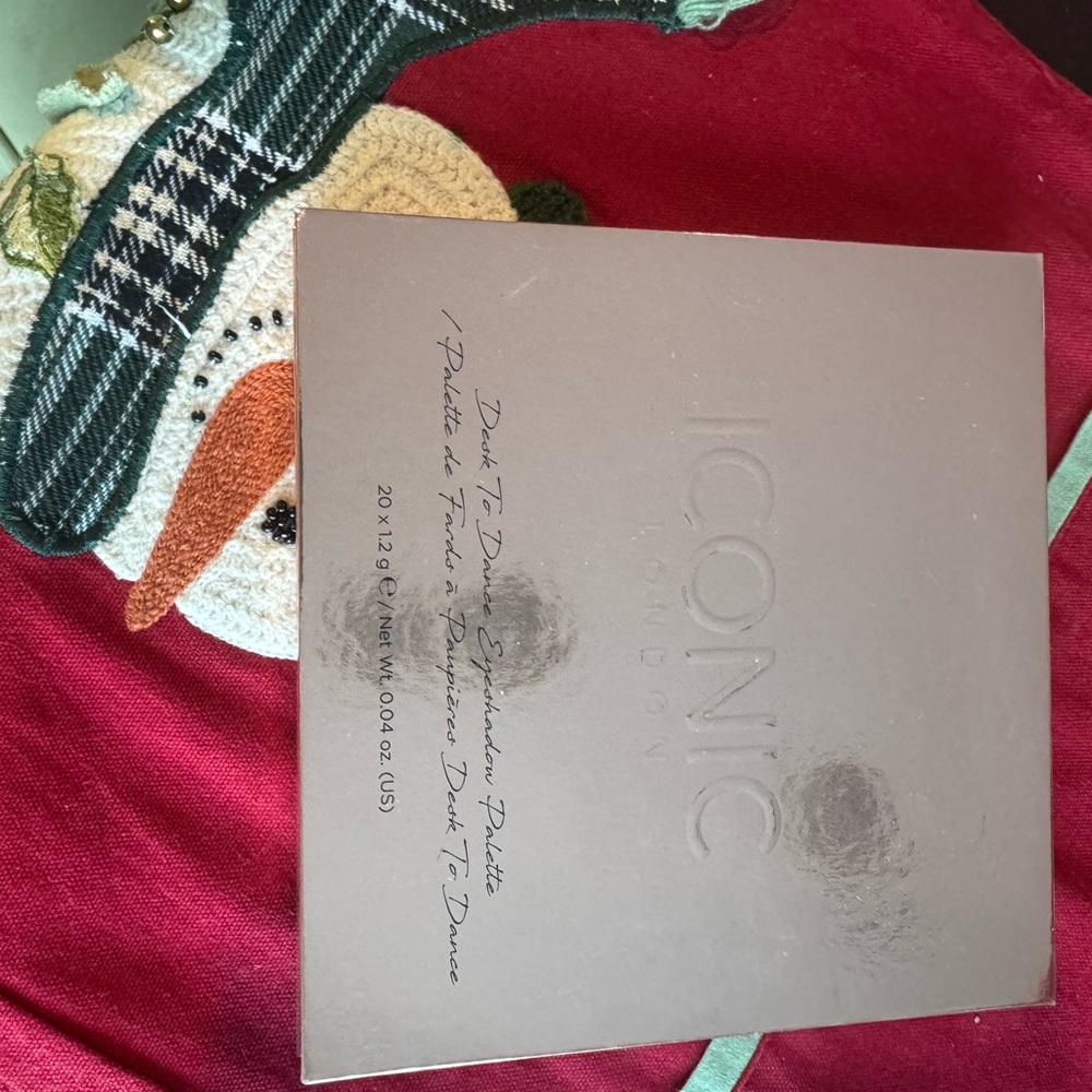 ICONIC London Dark to Dance Eyeshadow Palette